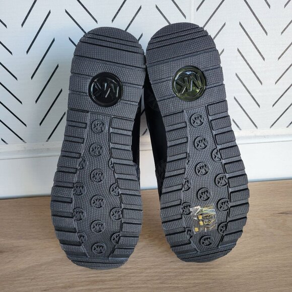 ❤️MICHAEL KORS WILMA Trainer Sneaker 10 Women Black Monogram Fashion Lifestyle❤️ - Picture 7 of 10